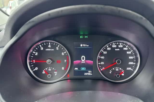 Kia Stonic (2023) thumbnail 14
