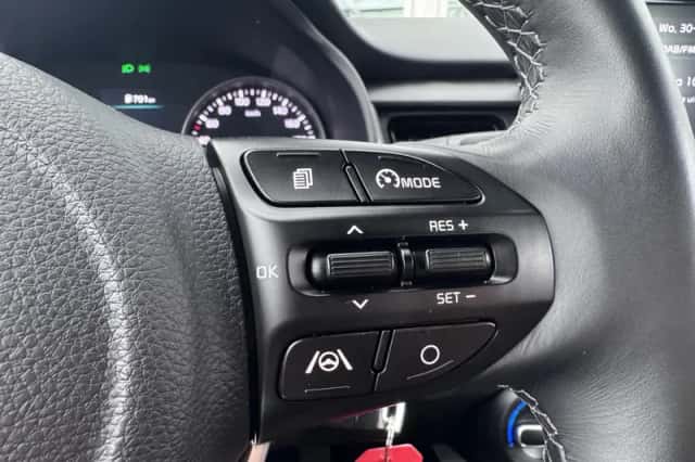 Kia Stonic (2023) thumbnail 16