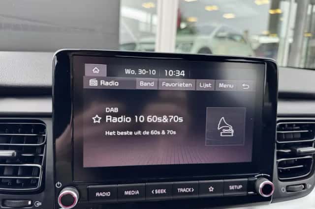 Kia Stonic (2023) thumbnail 21
