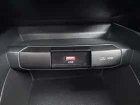 Kia Stonic (2023) thumbnail 23