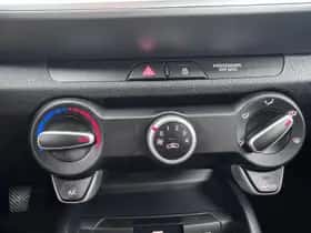 Kia Stonic (2023) thumbnail 24