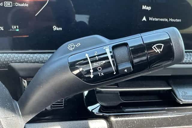Kia EV6 (2025) thumbnail 11