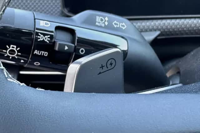 Kia EV6 (2025) thumbnail 16
