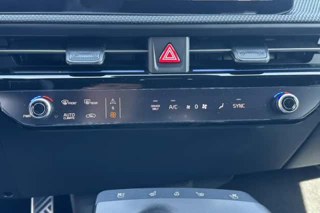Kia EV6 (2025) thumbnail 25