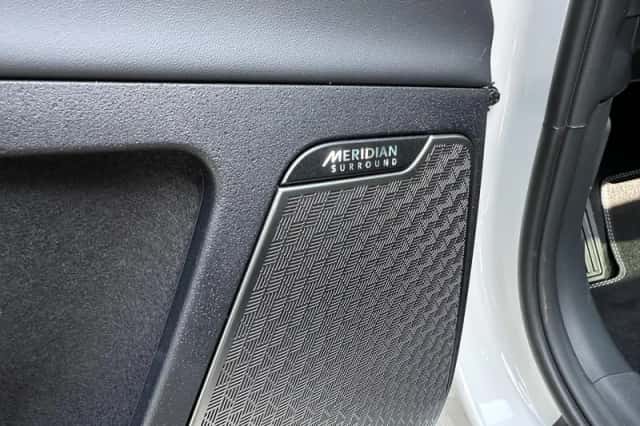 Kia EV6 (2025) thumbnail 7