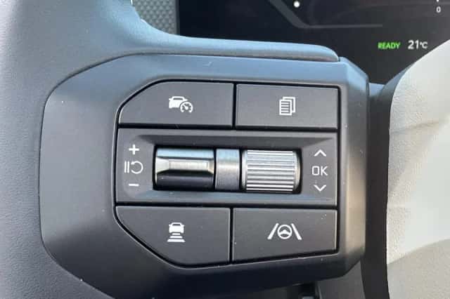 Kia EV6 (2025) thumbnail 8