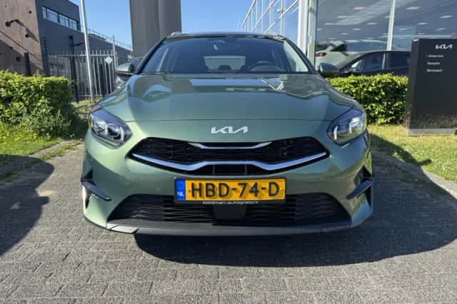 Kia Ceed Sportswagon (2025) thumbnail 2