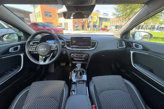 Kia Ceed Sportswagon (2025) thumbnail 16