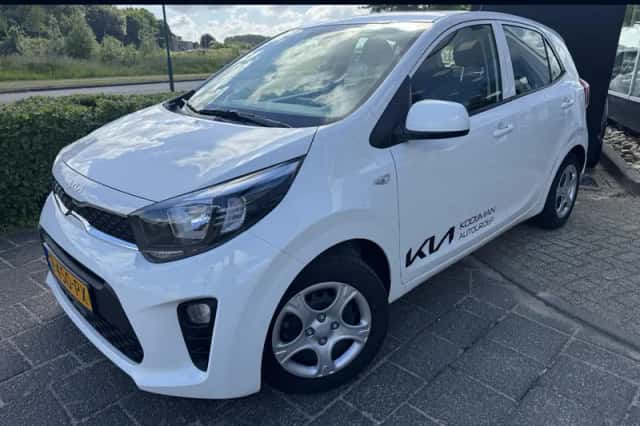 Kia Picanto (2024) thumbnail 1