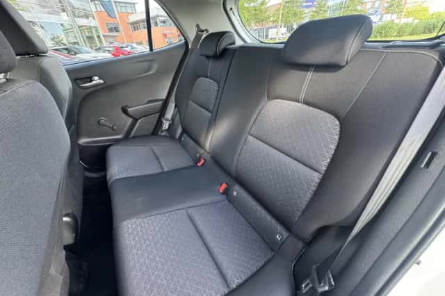 Kia Picanto (2024) thumbnail 6
