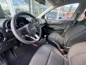 Kia Picanto (2024) thumbnail 7