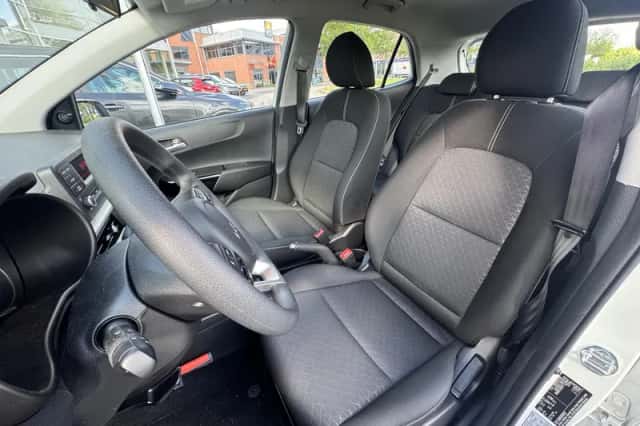 Kia Picanto (2024) thumbnail 8