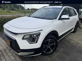 Kia Niro (2024) thumbnail 1
