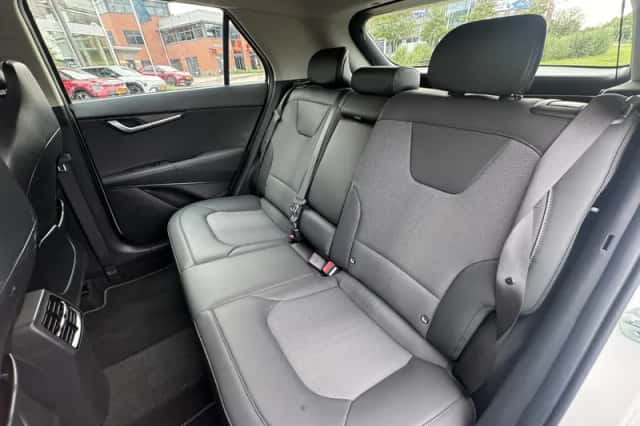 Kia Niro (2024) thumbnail 6