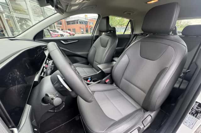 Kia Niro (2024) thumbnail 8