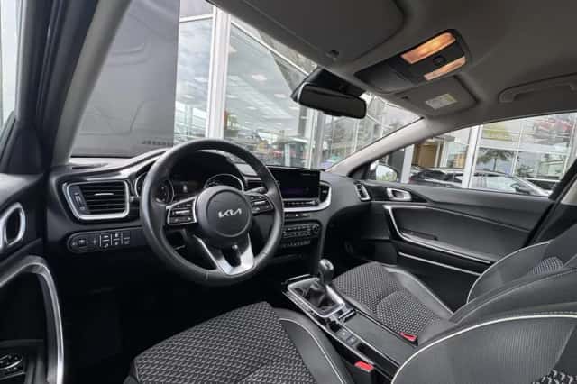 Kia Ceed Sportswagon (2022) thumbnail 16