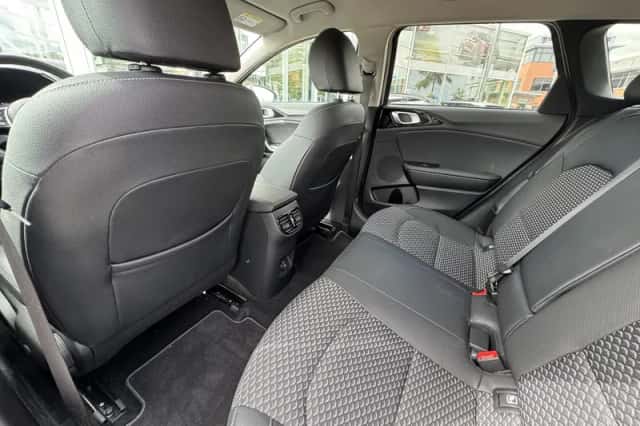 Kia Ceed Sportswagon (2022) thumbnail 9