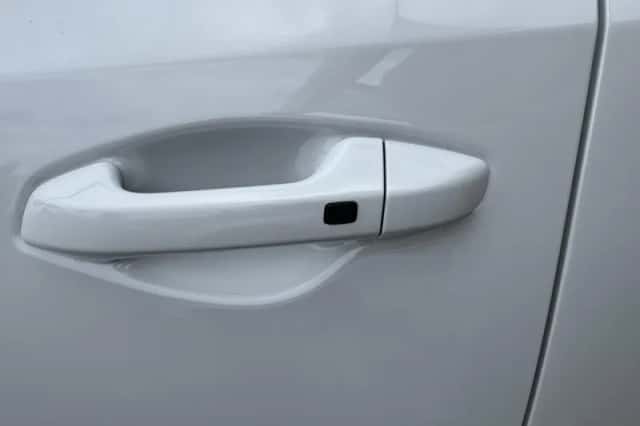 Kia XCeed (2026) thumbnail 2
