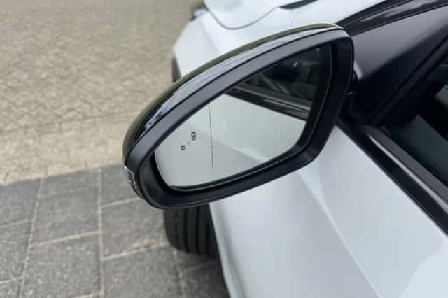 Kia XCeed (2026) thumbnail 3