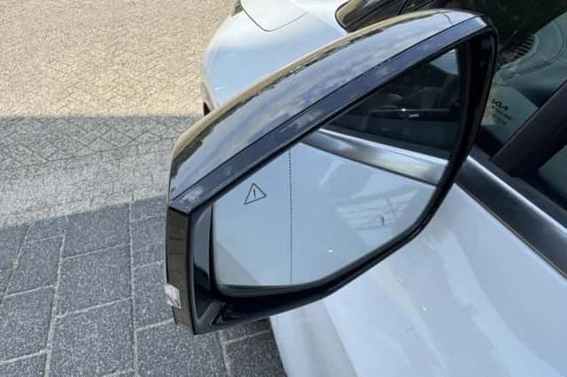 Kia Sportage (2022) thumbnail 6