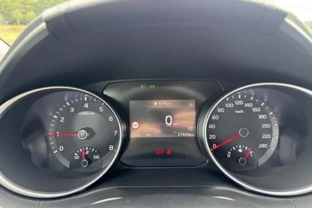 Kia Ceed Sportswagon (2024) thumbnail 14