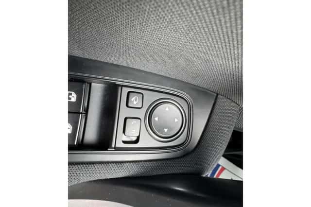 Kia Ceed Sportswagon (2024) thumbnail 16