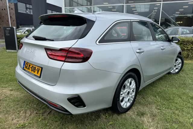 Kia Ceed Sportswagon (2024) thumbnail 7