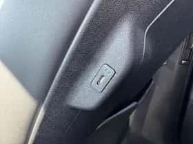 Kia EV6 (2024) thumbnail 17