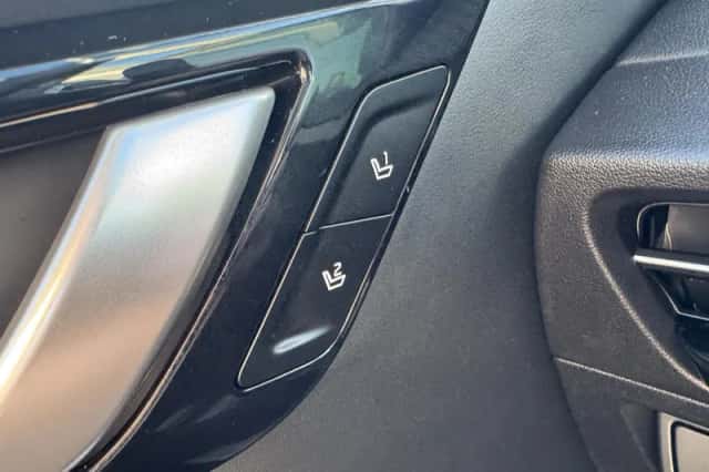 Kia EV6 (2024) thumbnail 19