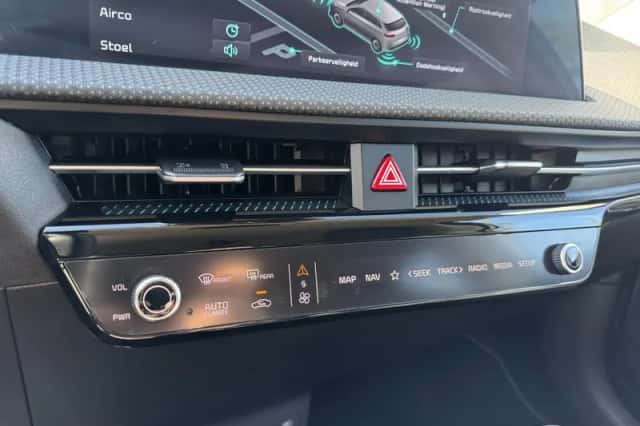 Kia EV6 (2024) thumbnail 38