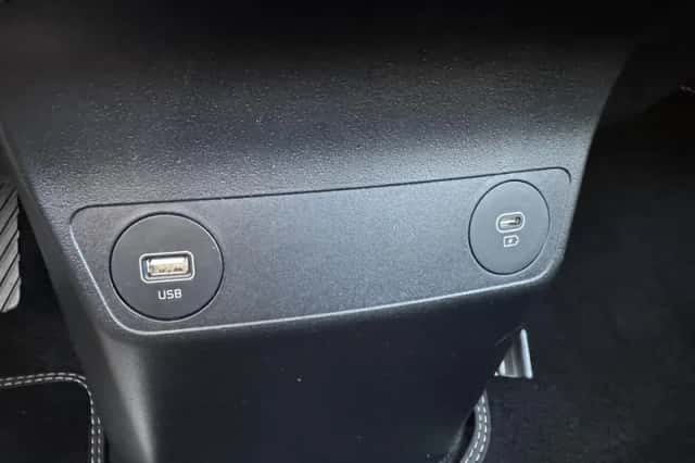 Kia EV6 (2024) thumbnail 45