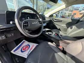 Kia EV6 (2024) thumbnail 10