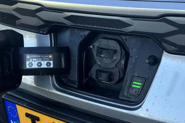 Kia Niro EV (2023) thumbnail 16