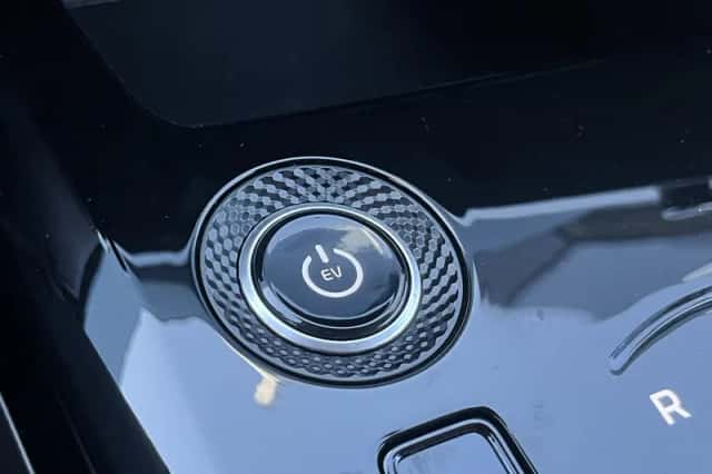 Kia Niro EV (2023) thumbnail 25