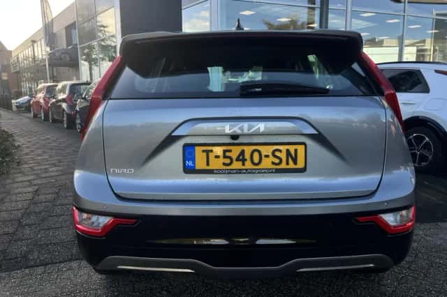 Kia Niro EV (2023) thumbnail 5