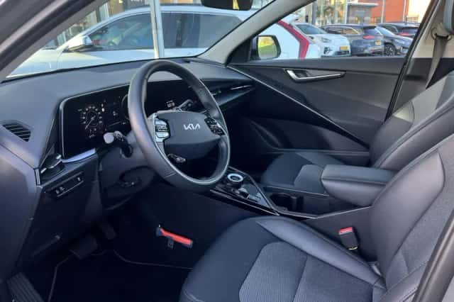 Kia Niro EV (2023) thumbnail 7