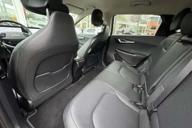Kia EV6 (2024) thumbnail 11