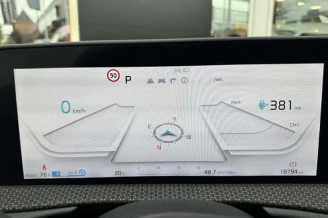 Kia EV6 (2024) thumbnail 23