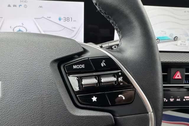 Kia EV6 (2024) thumbnail 30