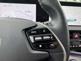 Kia EV6 (2024) thumbnail 30