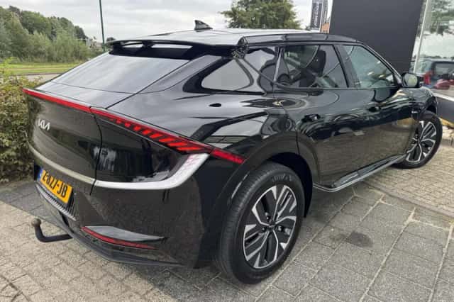 Kia EV6 (2024) thumbnail 6