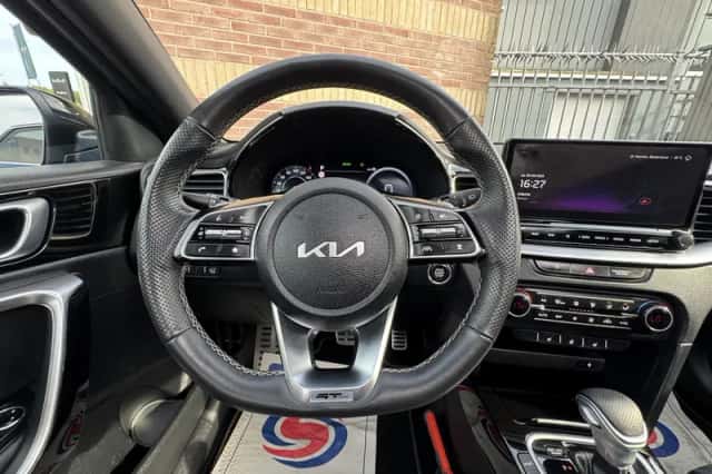 Kia Proceed (2024) thumbnail 13