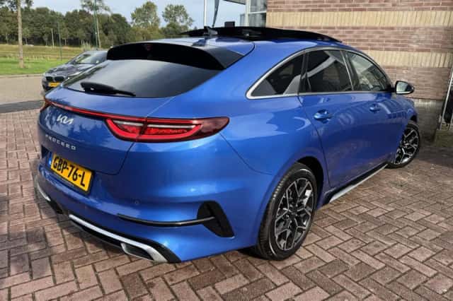 Kia Proceed (2024) thumbnail 9
