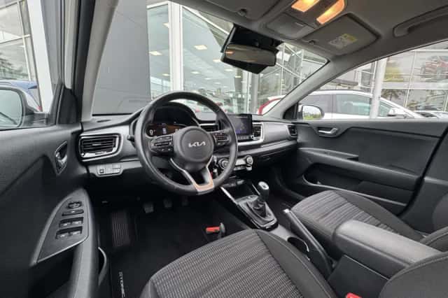 Kia Stonic (2024) thumbnail 11