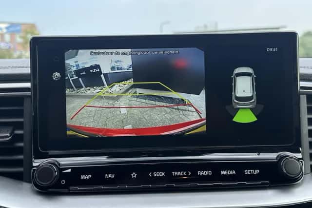 Kia Proceed (2021) thumbnail 13