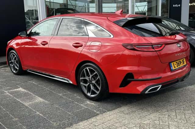 Kia Proceed (2021) thumbnail 20