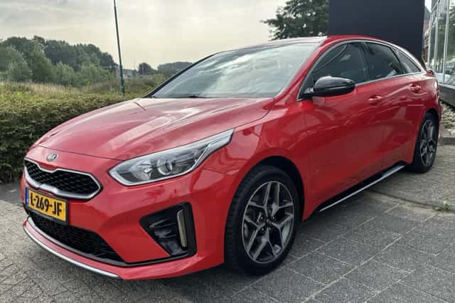 Kia Proceed (2021) thumbnail 21