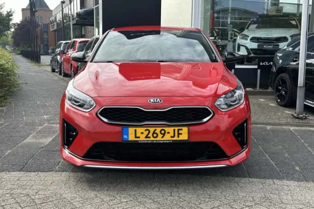 Kia Proceed (2021) thumbnail 22