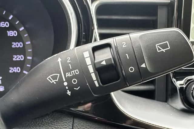 Kia Proceed (2021) thumbnail 7