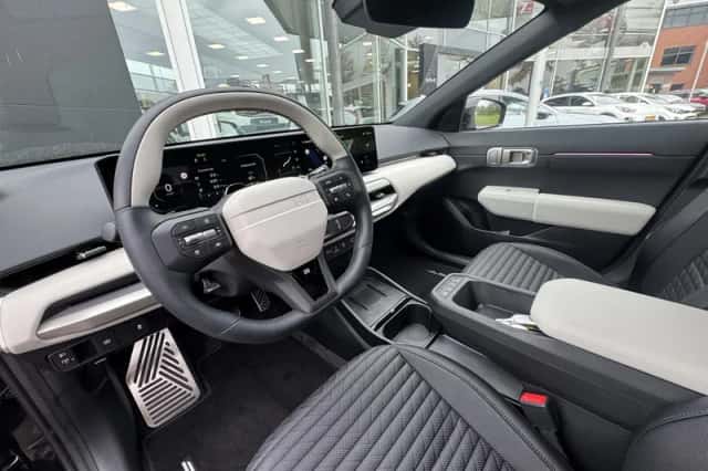 Kia EV4 (2026) thumbnail 11